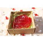 Růže v krabičce-červená