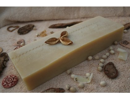 Olivová cihla s kozím mlékem 800g