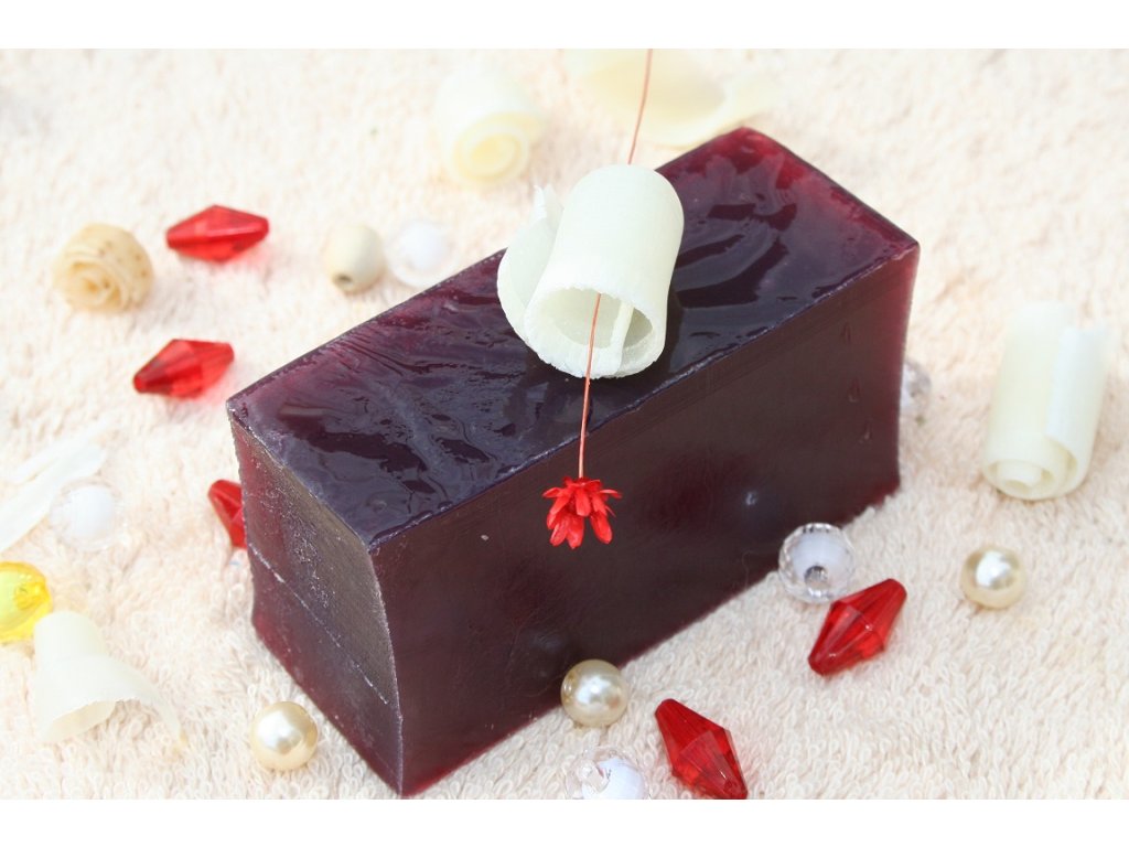 Glycerinové mýdlo krájené - vůně černý hrozen