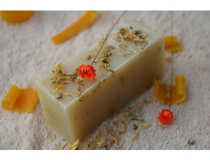 Olivové mýdlo krájené - s měsíčkem lékařským