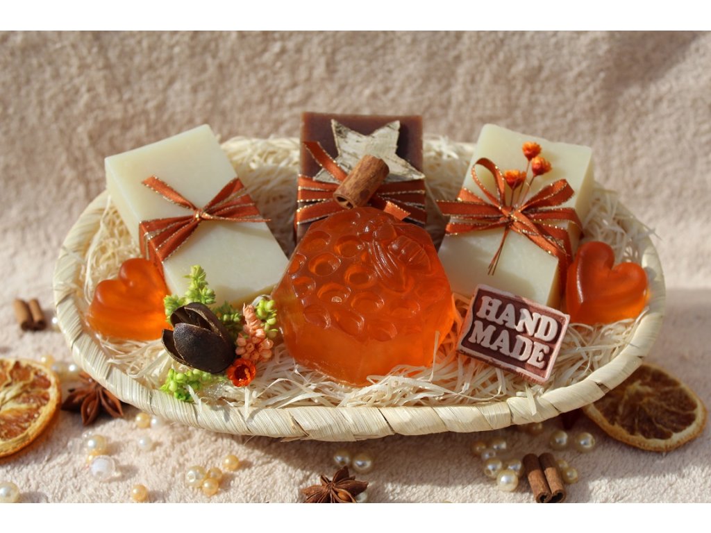 Lux koš - 3 olivová mýdla a 1 glycer.mýdlo s medem (KO3V1)