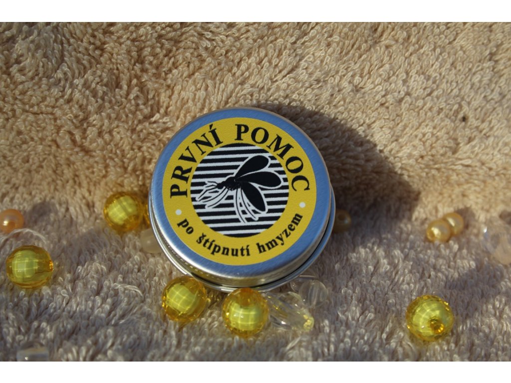 První pomoc po štípnutí hmyzem